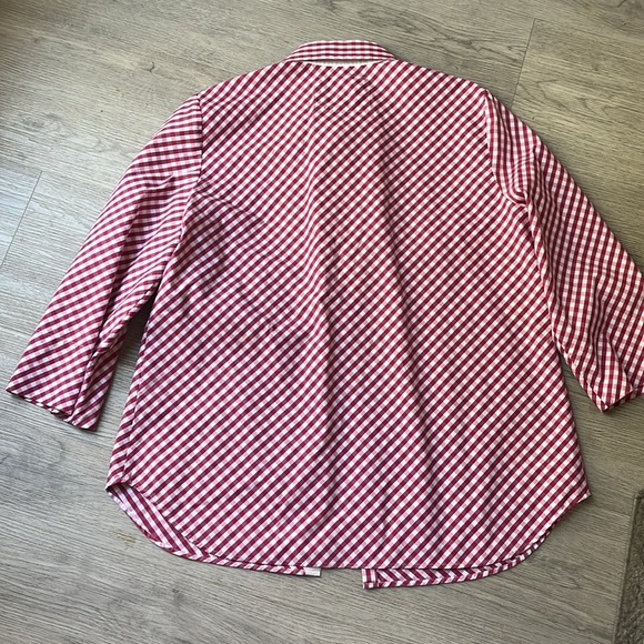 Like New Lafayette 148 pink striped button down blouse - Picture 3 of 6